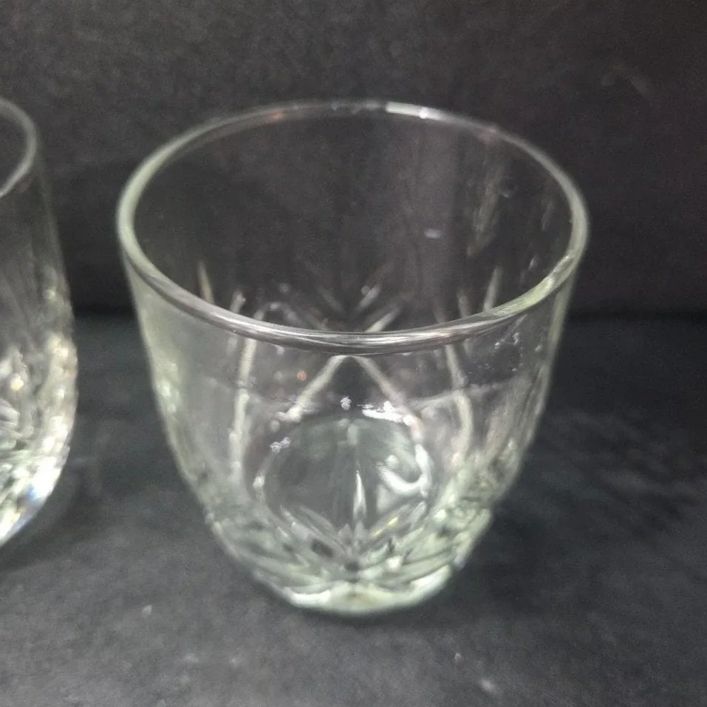 Anchor Hocking Fleur Whsikey Glasses, Set of 2, Clear Fan Design Flat Tumblers‎
